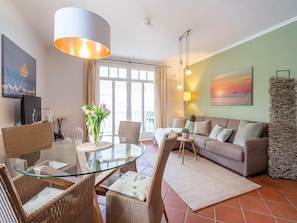 Fernseher, Stereoanlage