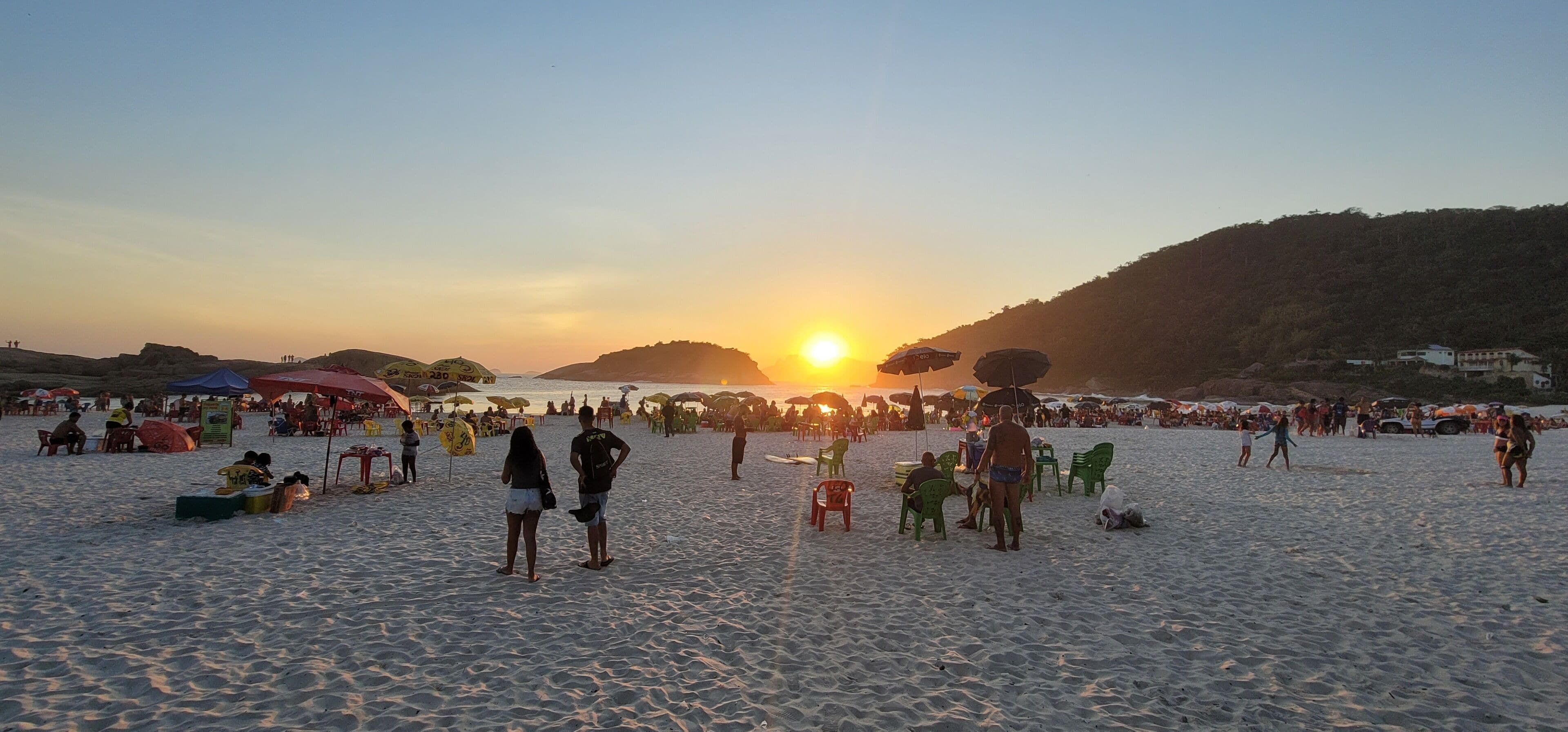 Una spiaggia nelle vicinanze