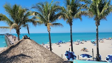 Beach nearby, beach towels