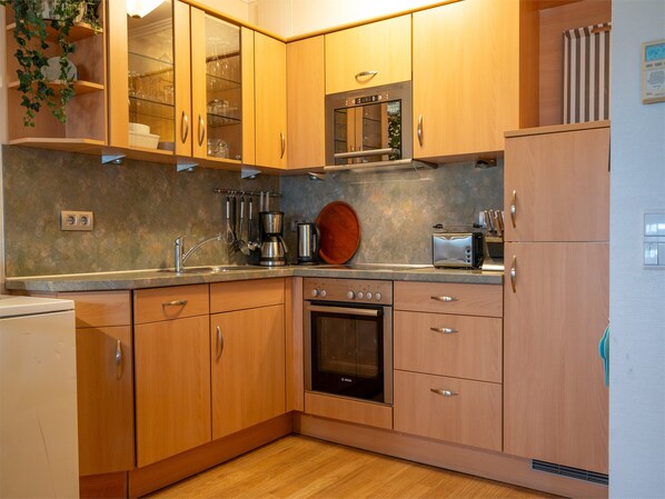 Unclassified image, 1 of 7, button - Comfort apartment with 1 bedroom and terrace on the first floor (Ostseebad Binz)