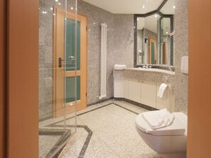 Haartrockner, Handtücher