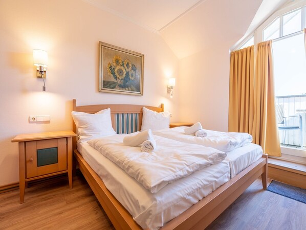 2 عدّة غرف نوم وواي فاي مجانًا وملاءات أسرّة