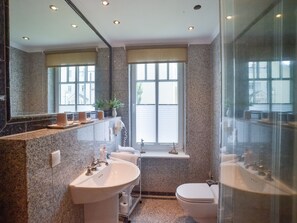 Haartrockner, Handtücher