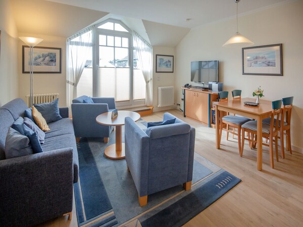 تلفزيون، مشغل دي في دي، تنس طاولة، ستيريو