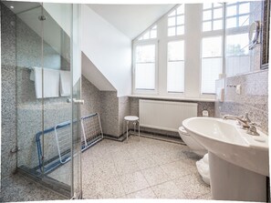 Hair dryer, towels - Comfort plus apartment with 2 bedrooms and balcony on the top floor (Ostseebad Binz)