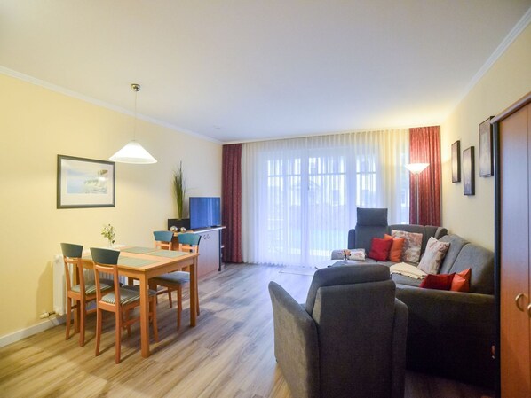 تلفزيون، تنس طاولة، ستيريو