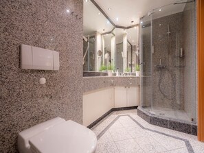Hair dryer, towels
