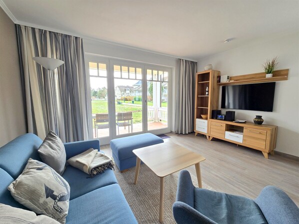 تلفزيون، تنس طاولة، ستيريو