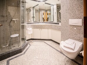 Haartrockner, Handtücher