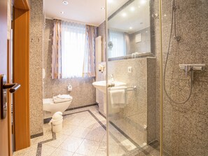 Haartrockner, Handtücher