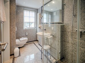 Haartrockner, Handtücher