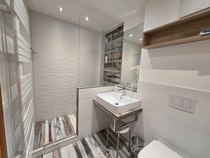 Haartrockner, Handtücher