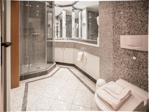 Haartrockner, Handtücher