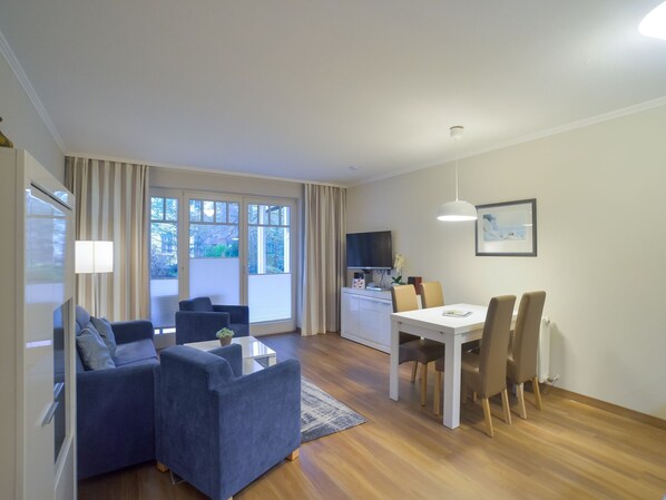 Interior - Comfort apartment with 1 bedroom and terrace on the first floor (Ostseebad Binz)