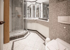 Haartrockner, Handtücher