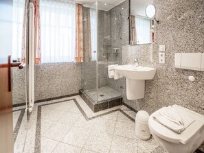 Haartrockner, Handtücher