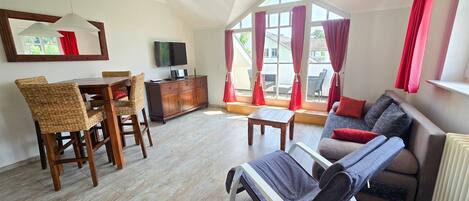 تلفزيون، مشغل دي في دي، تنس طاولة، ستيريو