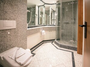 Haartrockner, Handtücher