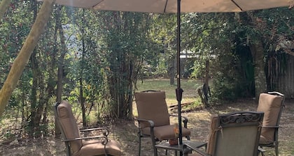 Cozy cottage in the countryside of Montverde, Fl.