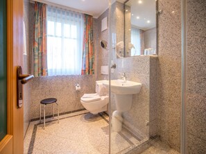 Haartrockner, Handtücher