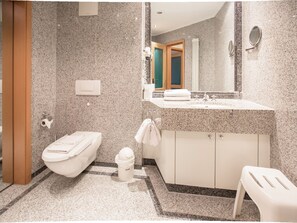 Haartrockner, Handtücher