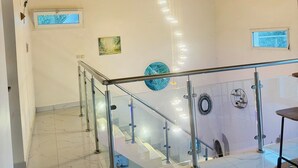 Interior - La Villa les Iris PISCINE and JACUZZI (Saly)