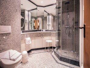 Haartrockner, Handtücher