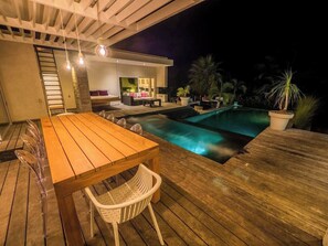 Indoor pool - V06 Casa Corazón · 3-level black pool Villa W/  jet tub & rooftop (Sosua)