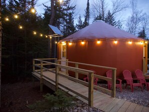 Terrace/patio - The Swift at Chandler Brook Village (Bethel)