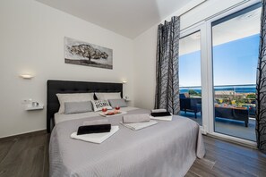 4 Schlafzimmer, Bügeleisen/Bügelbrett, kostenloses WLAN