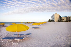 Beach nearby, sun-loungers, beach towels - Luxurious Oasis ~ beachside 2 bedroom condo w/pool (St. Pete Beach)