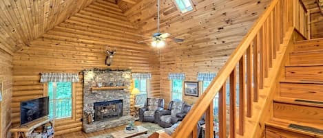 Smart TV, fireplace, offices