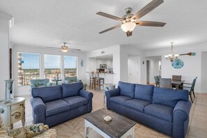 Living area - Treasure Island 1612 (Panama City Beach)