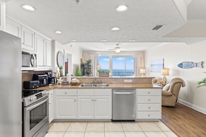 Condo, Multiple Beds, Pool Access | Private kitchen