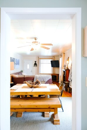 Dining - The SISU Shack - 4BR Trailside Stay (Ironwood)
