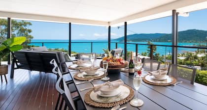 Great Location, Breath taking Views, Private Pool