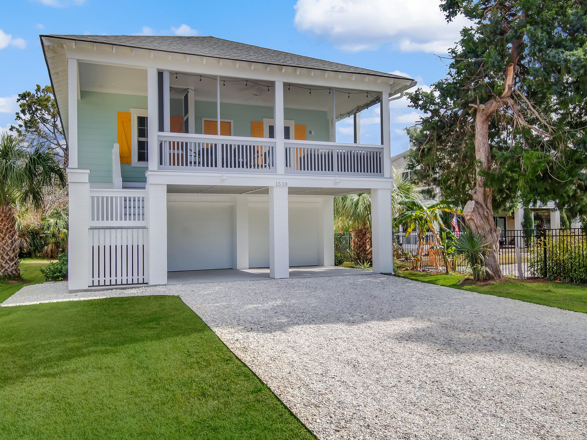 Brand New Tybee Vacation Home! Walk to Beach, Heated Pool Access, By Southern Belle Tybee