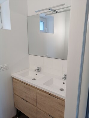 Shower - Apartment Font Romeu (Font-Romeu-Odeillo-Via)