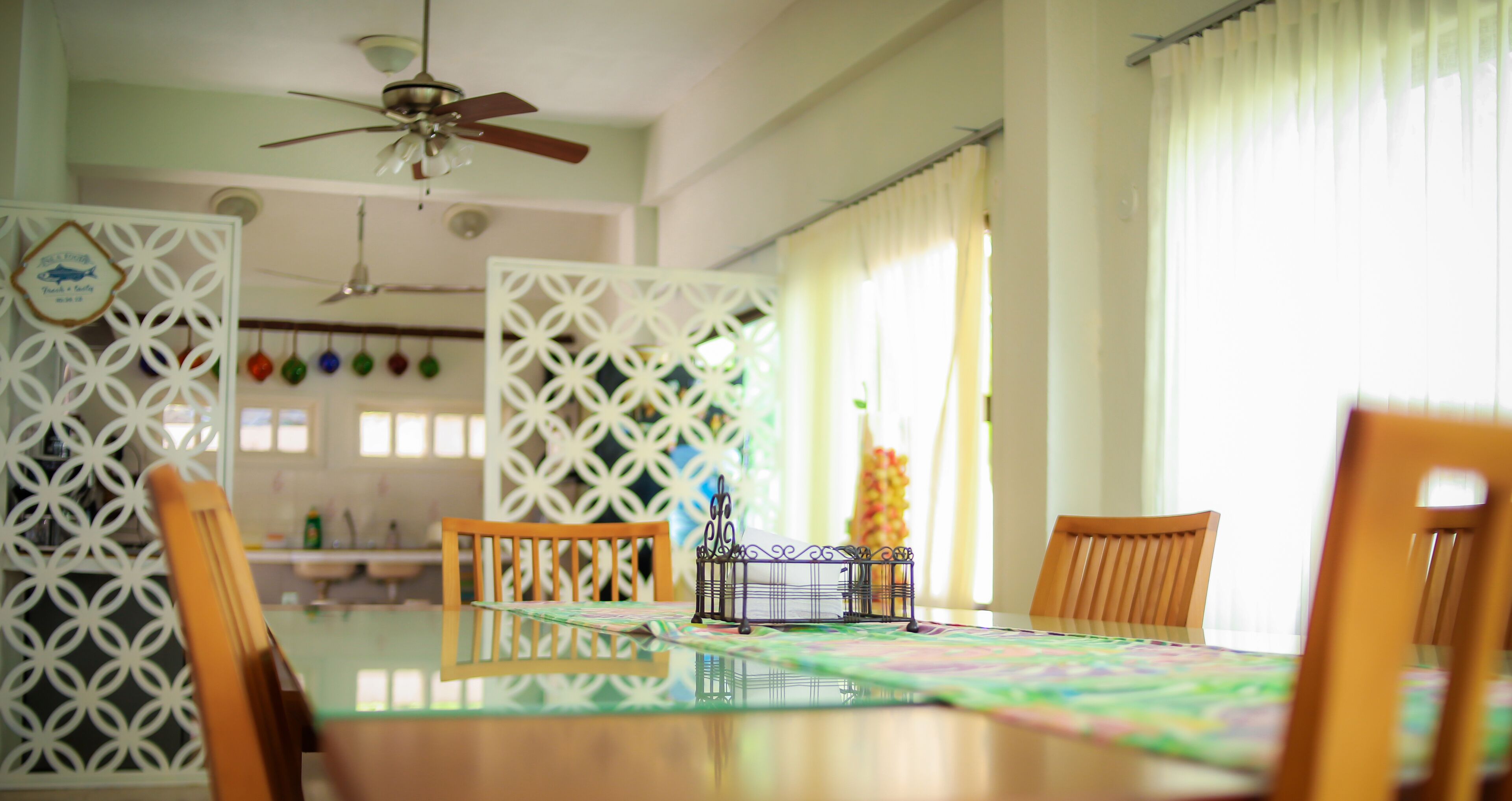 Deluxe Villa, 3 Bedrooms, Balcony, Lagoon View | Dining room