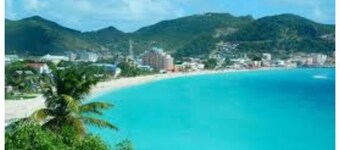 Spacious 3 bedroom house in close proximity of the Emilio Historical Park.