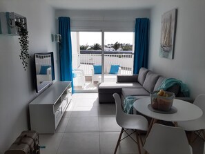 Smart TV - MARINE SENATOR (Costa Teguise)