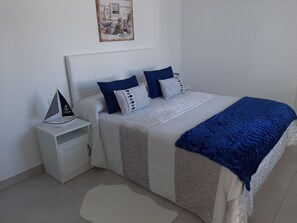 2 slaapkamers, reisbedje, wifi, beddengoed
