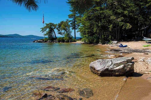 Spacious 3BR Cabin • Near White Mountains & Ski Resorts