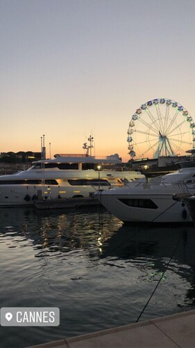 Maison dans résidence fermée avec piscine