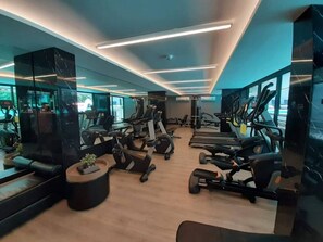 Fitness facility - Low rise condominium-7 mins to Morchit BTS /Jatujak MRT & Jatujak Weekend Market (กรุงเทพมหานคร)