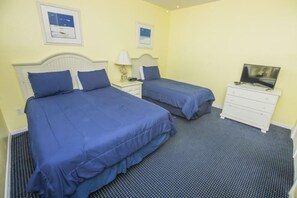公寓式客房, 多张床 (James' Runaway Beach Condo) | 3 多间卧室