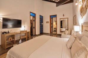 Down comforters, free minibar, in-room safe, desk - Casa Jacaranda Hotel Boutique - Cauca Viejo - Mayores de 14 años (Jericó)