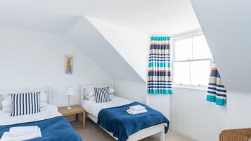 4 bedrooms, iron/ironing board, travel crib, free WiFi