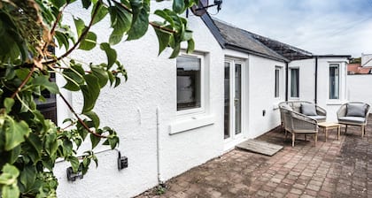 A delightful, homely cottage.  A great base for all of East Lothian.