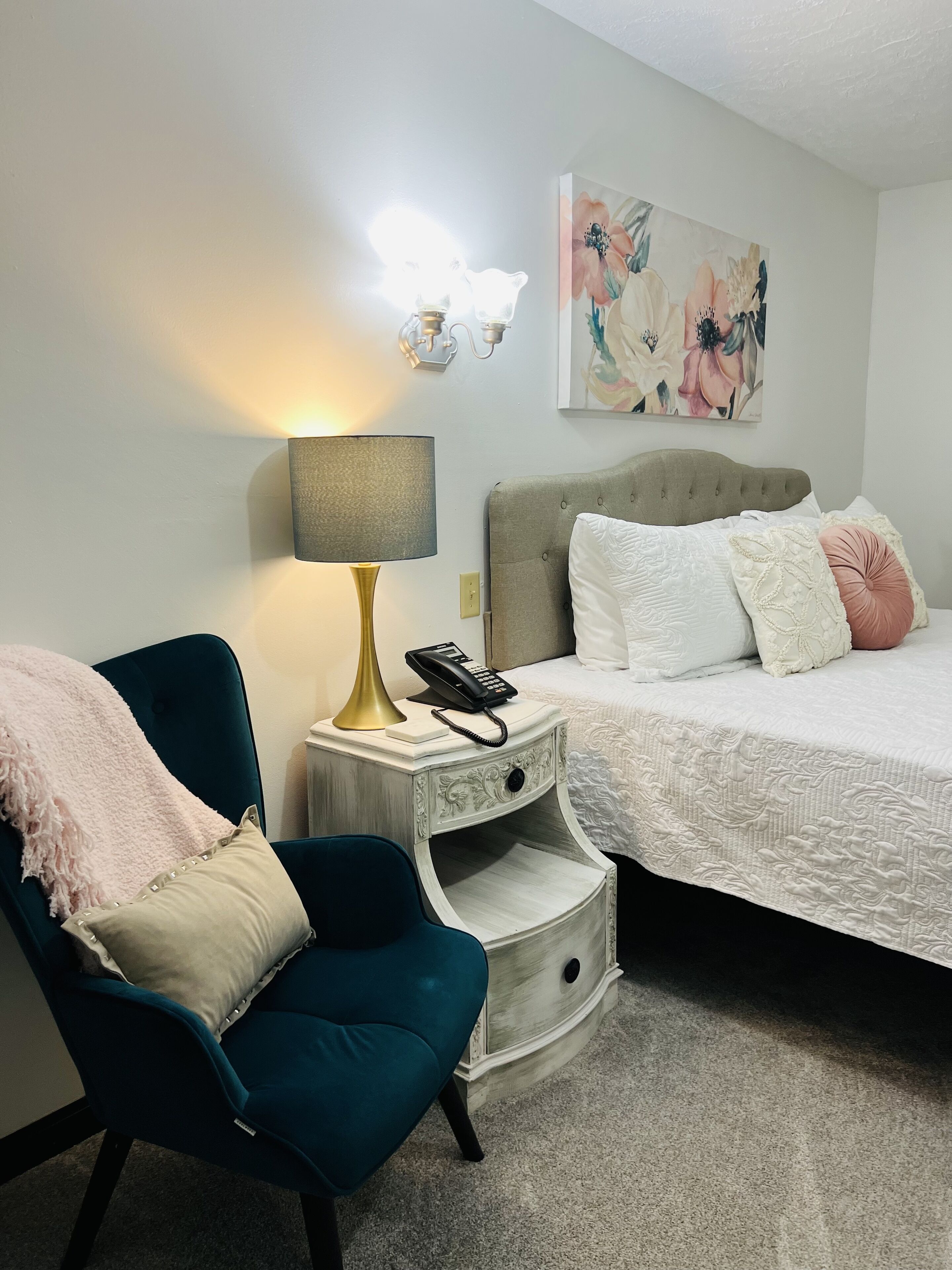 premier room | premium bedding, individually decorated, individually furnished